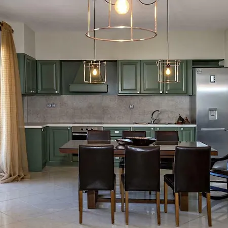Lucia's Luxury House In Agios Sostis
