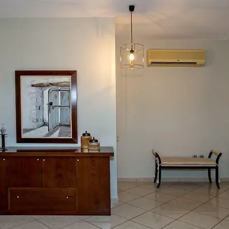 Lucia's Luxury House In Agios Sostis *